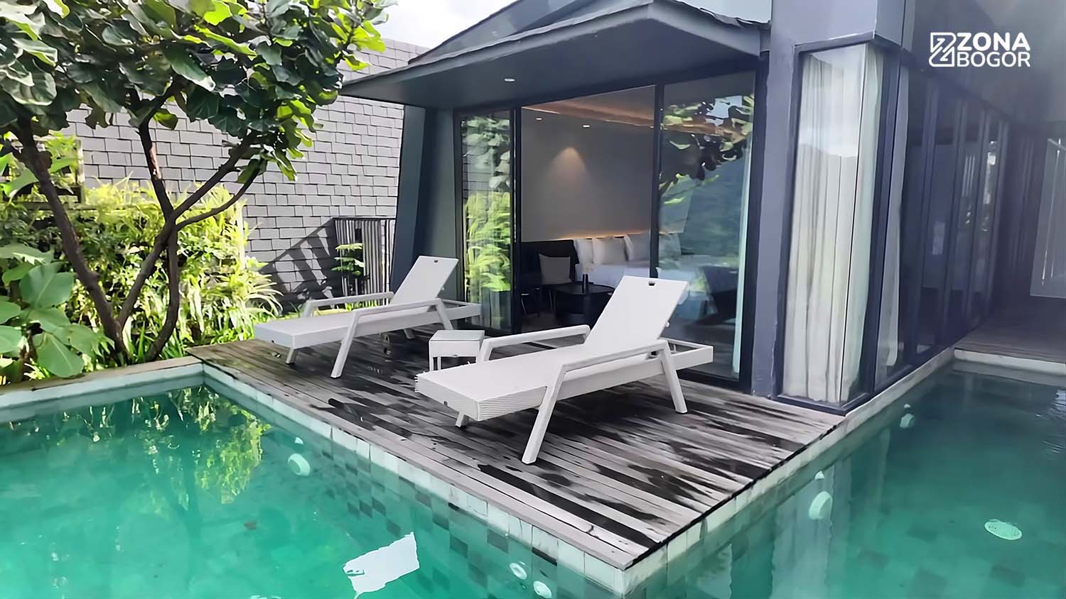 Apa Itu Staycation Tren Liburan Praktis yang Sedang Populer