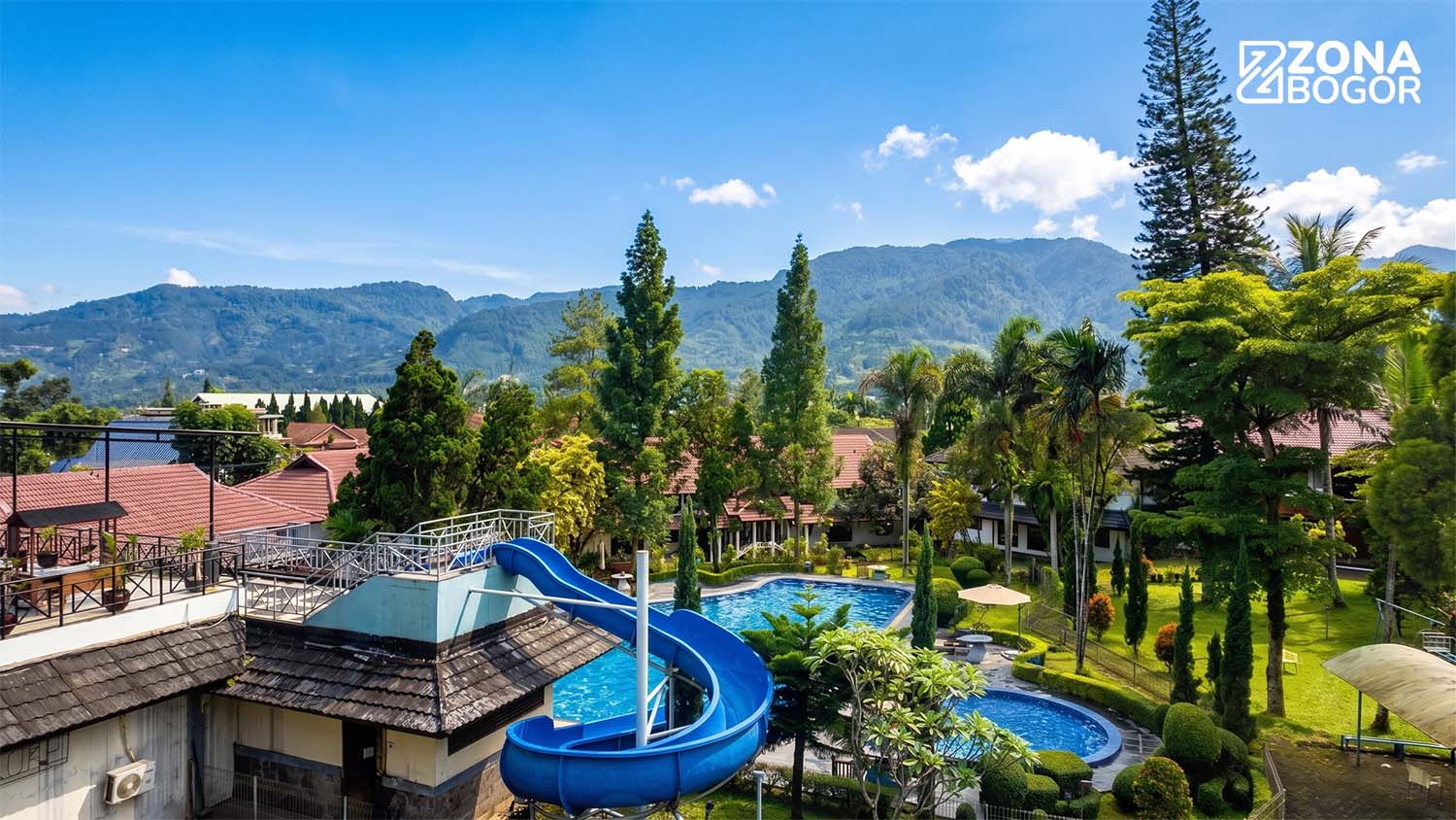 Parama Hotel Puncak Hotel Pinggir Jalan Raya yang Viewnya Bikin Lupa Lagi di Hotel Bintang Tiga
